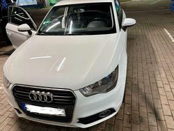 Weiß Gebraucht 2013 Audi A1 Attraction Kleinwagen | 8.200 € (Teuer)