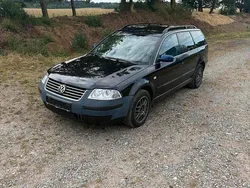 Schwarz Gebraucht 2002 VW Passat Kombi | 3.150 € (Etwas zu teuer)