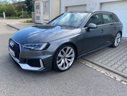 Grau Gebraucht 2018 Audi RS4 Sport Kombi | 31.000 €