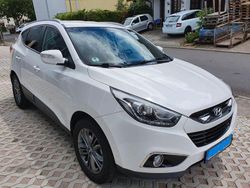 Weiß Gebraucht 2014 Hyundai ix35 Classic SUV | 10.950 € (Fairer Preis)