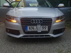Silber Gebraucht 2009 Audi A4 Limousine | 14.500 €