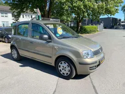 Colore esterno beige Gebraucht 2011 Fiat Panda Kleinwagen | 3.490 € (Etwas zu teuer)