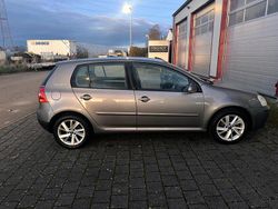Grau Gebraucht 2007 VW Golf V Limousine | 5.999 € (Teuer)