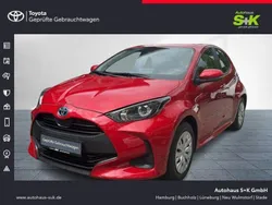 Karminarot metallic Gebraucht 2022 Toyota Yaris Hybrid Basis Kleinwagen | 18.890 € (Guter Preis)