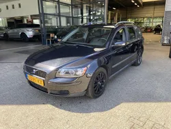 Schwarz Gebraucht 2004 Volvo V50 Kinetic Kombi | 1.440 € (Etwas zu teuer)