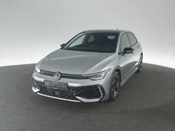Silber Gebraucht 2024 VW Golf VIII R-line Limousine | 31.990 € (Fairer Preis)