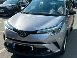 Grau Gebraucht 2019 Toyota C-HR Style SUV | 19.000 € (Fairer Preis)