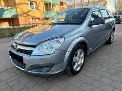 Grau Gebraucht 2007 Opel Astra Kombi | 2.100 € (Fairer Preis)
