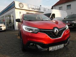 Rot Gebraucht 2018 Renault Kadjar Bose Edition SUV | 13.500 € (Fairer Preis)