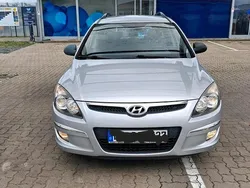 Silber Gebraucht 2009 Hyundai i30 Kombi | 3.699 € (Fairer Preis)