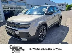Stonegrey (metallic) Gebraucht 2023 Jeep Avenger Altitude SUV | 21.950 € (Fairer Preis)