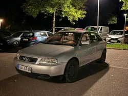 Grau Gebraucht 2001 Audi A3 Limousine | 1.300 € (Fairer Preis)