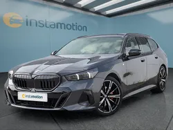 Grau Gebraucht 2025 BMW 520 Kombi | 54.949 € (Superpreis)