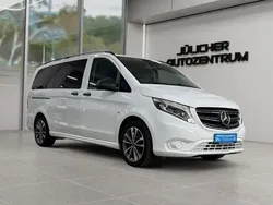 Weiß Gebraucht 2020 Mercedes Vito Van / Kleinbus | 41.990 €