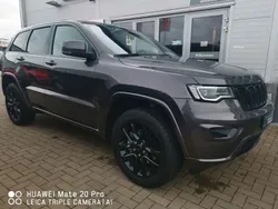 Grau Gebraucht 2021 Jeep Grand Cherokee SUV | 31.900 €