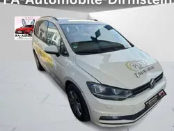 Beige Gebraucht 2016 VW Touran Van / Kleinbus | 3.999 €