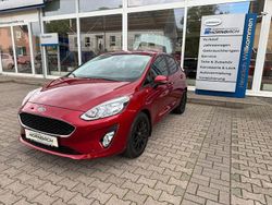 Rot Gebraucht 2017 Ford Fiesta Limousine | 12.290 € (Etwas zu teuer)