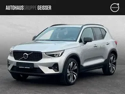 Silver dawn Gebraucht 2023 Volvo XC40 Plus SUV | 34.850 € (Etwas zu teuer)