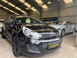 Schwarz Gebraucht 2011 Kia Rio Edition 7 Limousine | 2.950 € (Fairer Preis)