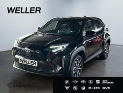 Mysticschwarz mica Gebraucht 2023 Toyota Yaris Hybrid Connect Style | 28.790 € (Teuer)
