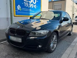 Schwarz Gebraucht 2010 BMW 320 Limousine | 5.200 € (Fairer Preis)