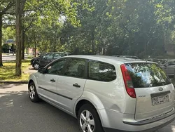 Silber Gebraucht 2005 Ford Focus Kombi | 700 € (Superpreis)
