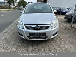 Silber Gebraucht 2008 Opel Zafira Edition Van / Kleinbus | 4.990 € (Teuer)