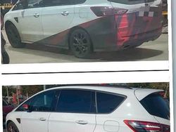 Weiß Gebraucht 2019 Ford S-MAX ST-Line Van / Kleinbus | 26.500 €