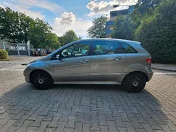 Grau Gebraucht 2007 Mercedes B170 Van / Kleinbus | 950 € (Superpreis)