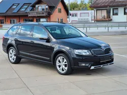 Schwarz Gebraucht 2015 Skoda Octavia Scout Scout 4x4 Kombi | 13.600 € (Fairer Preis)