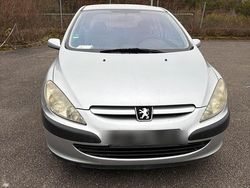 Silber Gebraucht 2002 Peugeot 307 Limousine | 550 € (Guter Preis)