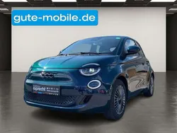 Colore esterno (ozean grãœn) Gebraucht 2023 Fiat 500e Action Limousine | 19.590 € (Etwas zu teuer)