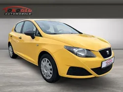 Gelb Gebraucht 2009 Seat Ibiza Reference Limousine | 1.490 € (Superpreis)