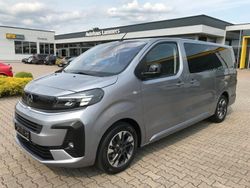 Grau Gebraucht 2024 Opel Zafira Life Edition Van | 40.990 € (Fairer Preis)
