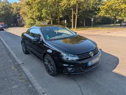 Schwarz Gebraucht 2011 VW Eos Exclusive Cabrio | 8.200 € (Fairer Preis)