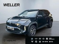 Schwarz Gebraucht 2024 Toyota Yaris Cross Team SUV | 25.490 € (Etwas zu teuer)