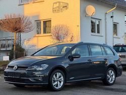 Grau Gebraucht 2018 VW Golf VII Highline Kombi | 17.990 € (Fairer Preis)