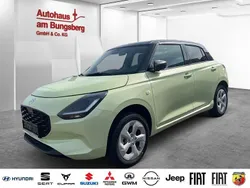 Gelb Neu 2025 Suzuki Swift Comfort Limousine | 23.990 €