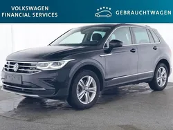 Deep black perleffekt Gebraucht 2023 VW Tiguan Elegance SUV | 33.940 € (Guter Preis)