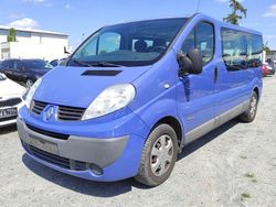 Blau Gebraucht 2012 Renault Trafic Expression Van / Kleinbus | 11.799 € (Fairer Preis)