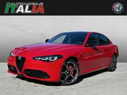 Grau Gebraucht 2024 Alfa Romeo Giulia Veloce Limousine | 50.500 € (Teuer)