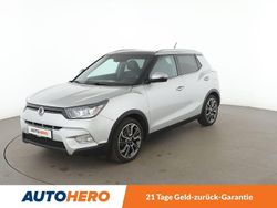 Grau Gebraucht 2019 Ssangyong (KGM) Tivoli Crystal SUV | 10.840 €