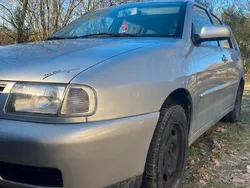 Silber Gebraucht 2001 VW Polo Kombi | 444 € (Superpreis)