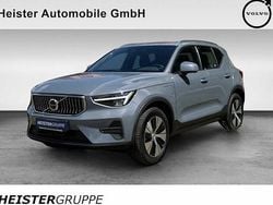 Grau Gebraucht 2022 Volvo XC40 Core SUV | 32.890 € (Guter Preis)
