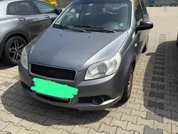 Silber Gebraucht 2008 Chevrolet Aveo Kleinwagen | 2.300 € (Etwas zu teuer)