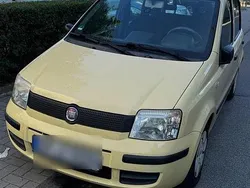 Gelb Gebraucht 2009 Fiat Panda Kleinwagen | 2.350 € (Fairer Preis)