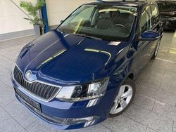 Blau Gebraucht 2016 Skoda Fabia Joy Kleinwagen | 11.690 € (Fairer Preis)