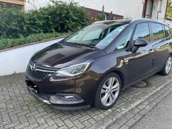 Braun Gebraucht 2016 Opel Zafira Van / Kleinbus | 12.800 € (Fairer Preis)