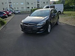 Schwarz Gebraucht 2013 Opel Astra Kombi | 2.999 € (Superpreis)