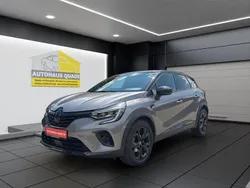 Grau Gebraucht 2022 Renault Captur Rive Gauche SUV | 25.999 € (Teuer)